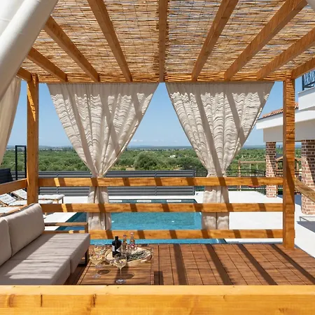 Gorgeous In Holiday home