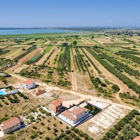 Gorgeous In Holiday home Vrana (Zadar)